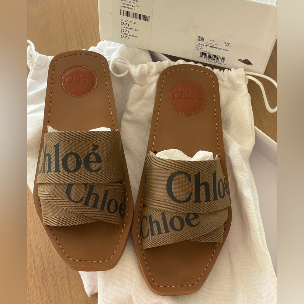 Chloe Brown Woody Flats